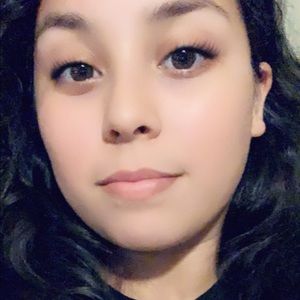 Meet your Posher, Candice